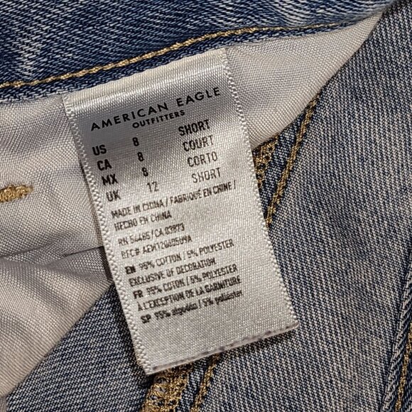 American Eagle Light Wash Distressed High-Waisted Jeans - Picture 11 of 11